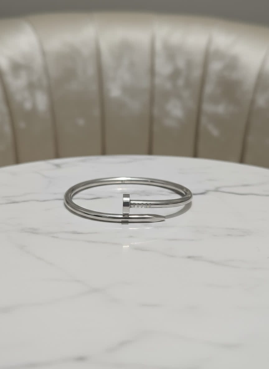 Royal Unisex Silver Nail Bangle