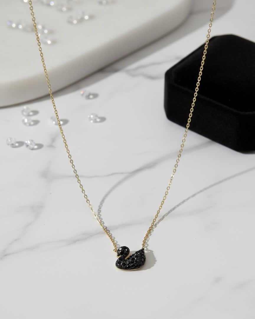 Royal Black Swan Necklace