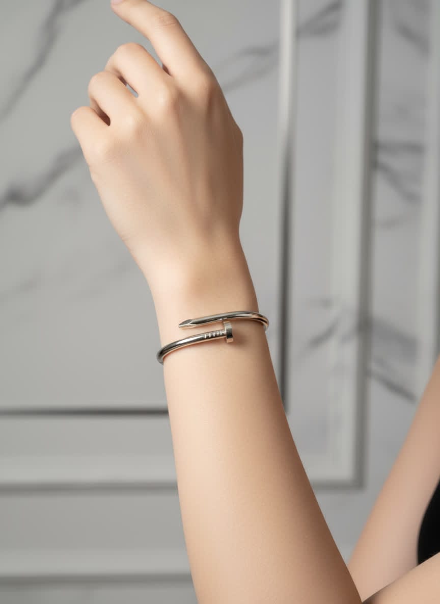 Royal Unisex Silver Nail Bangle