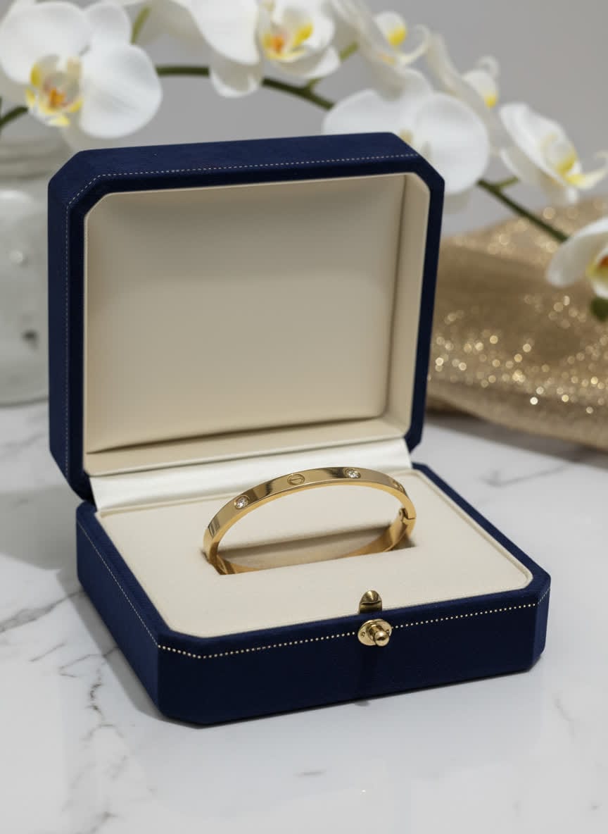 Royal Golden Cartier Love Bangle